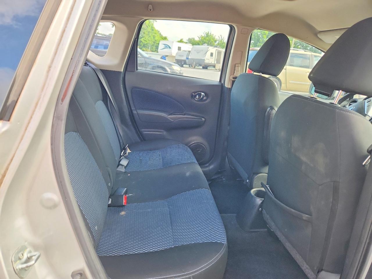 2017 NISSAN VERSA