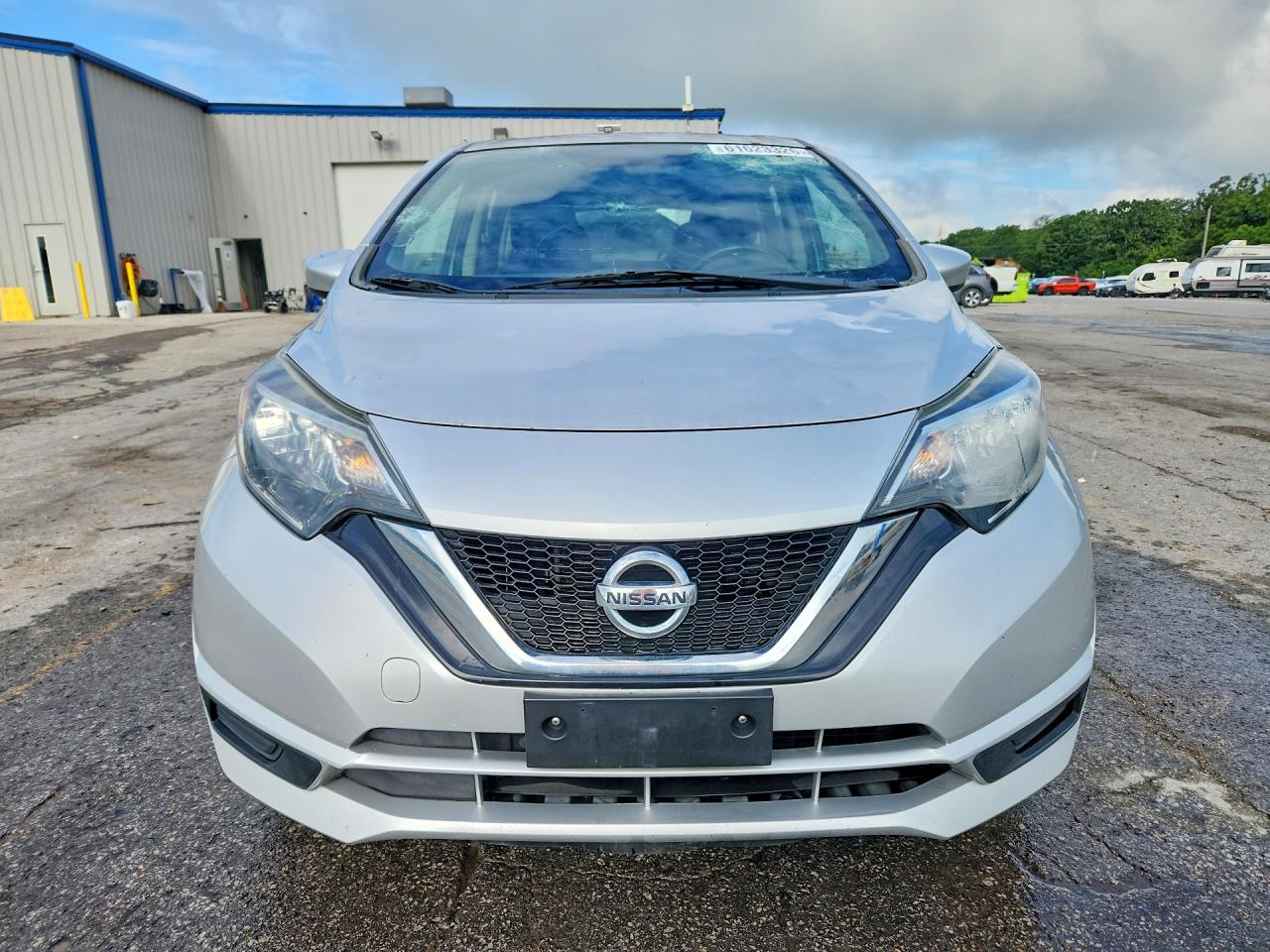 2017 NISSAN VERSA