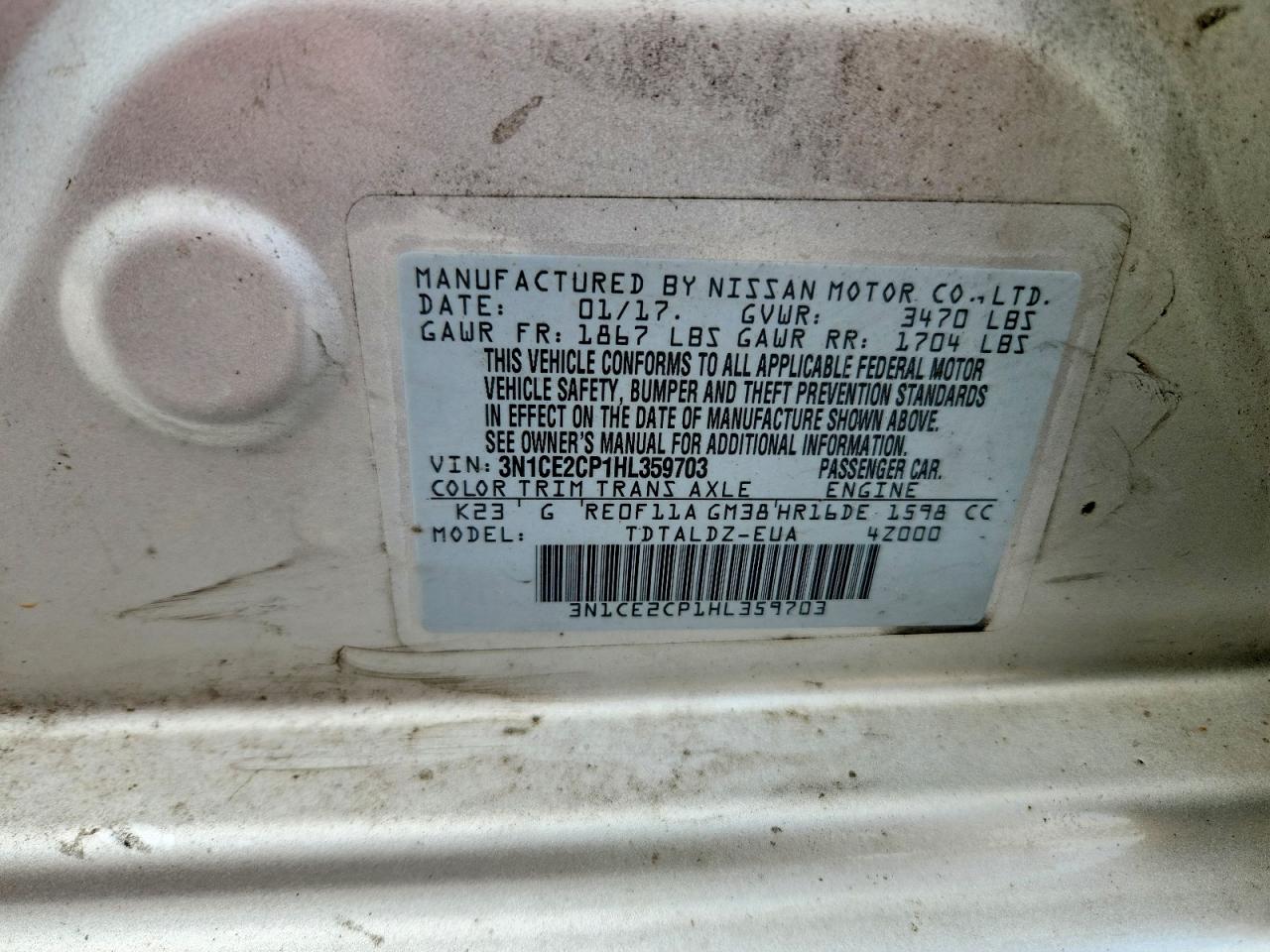 2017 NISSAN VERSA