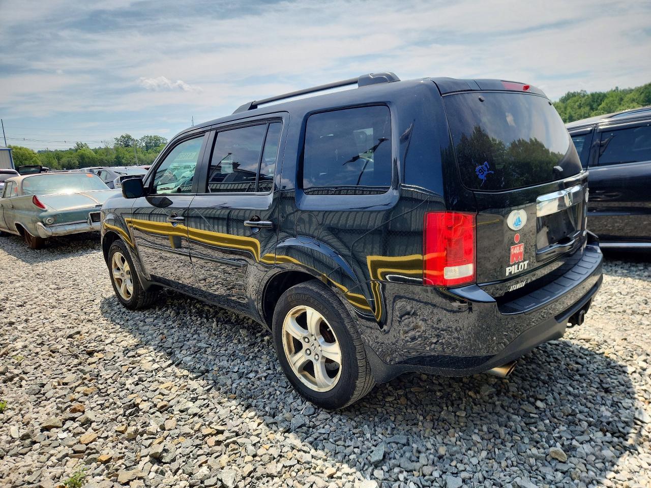 2015 HONDA PILOT
