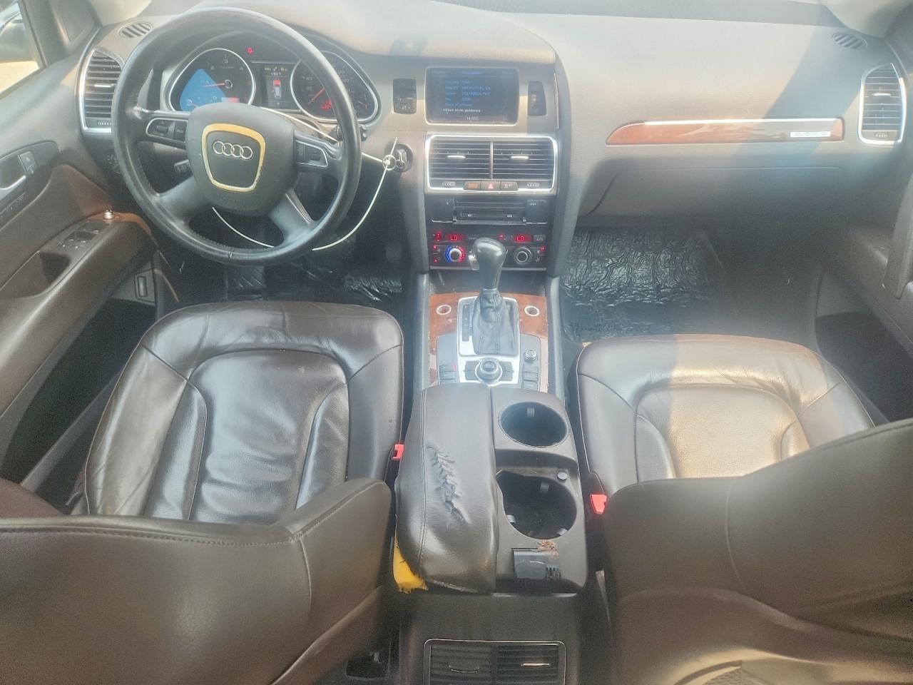 2011 AUDI Q7