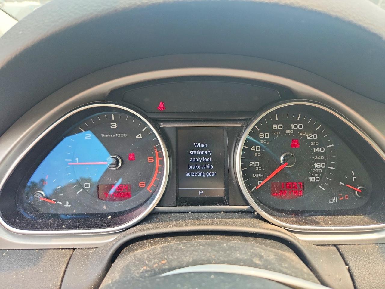 2011 AUDI Q7