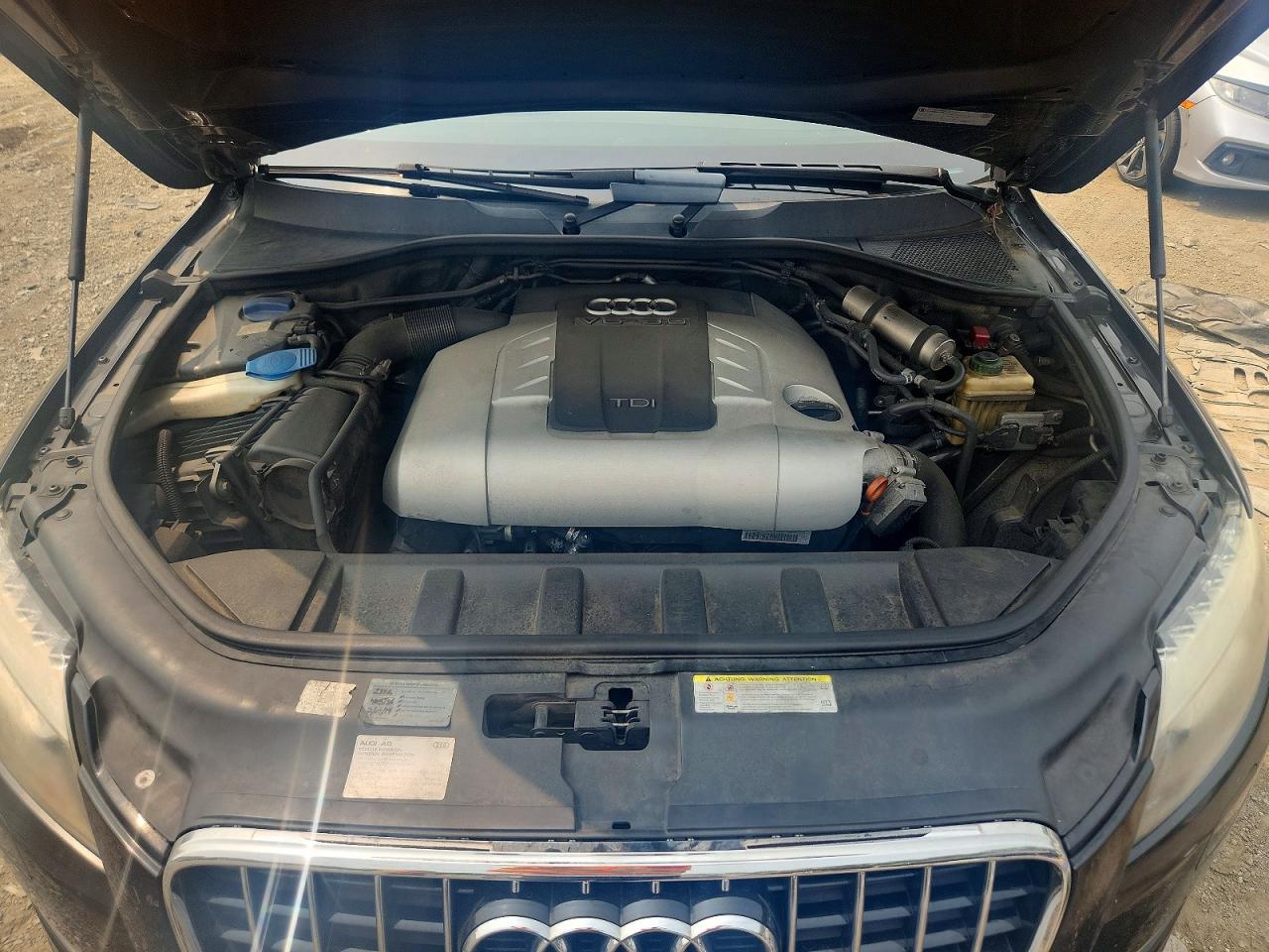 2011 AUDI Q7