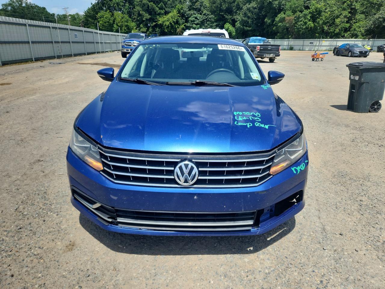 2016 VOLKSWAGEN PASSAT