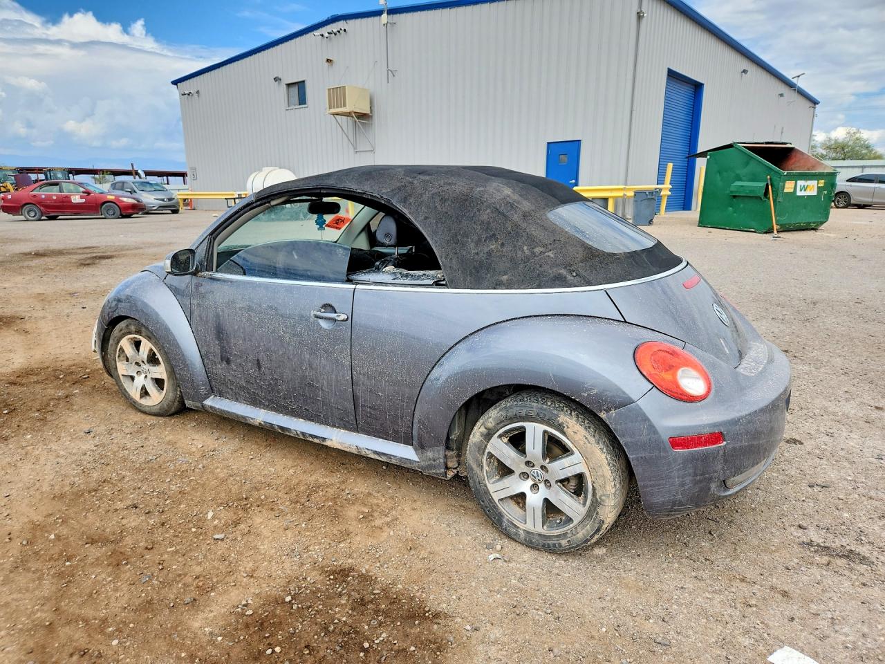 2006 VOLKSWAGEN BEETLE