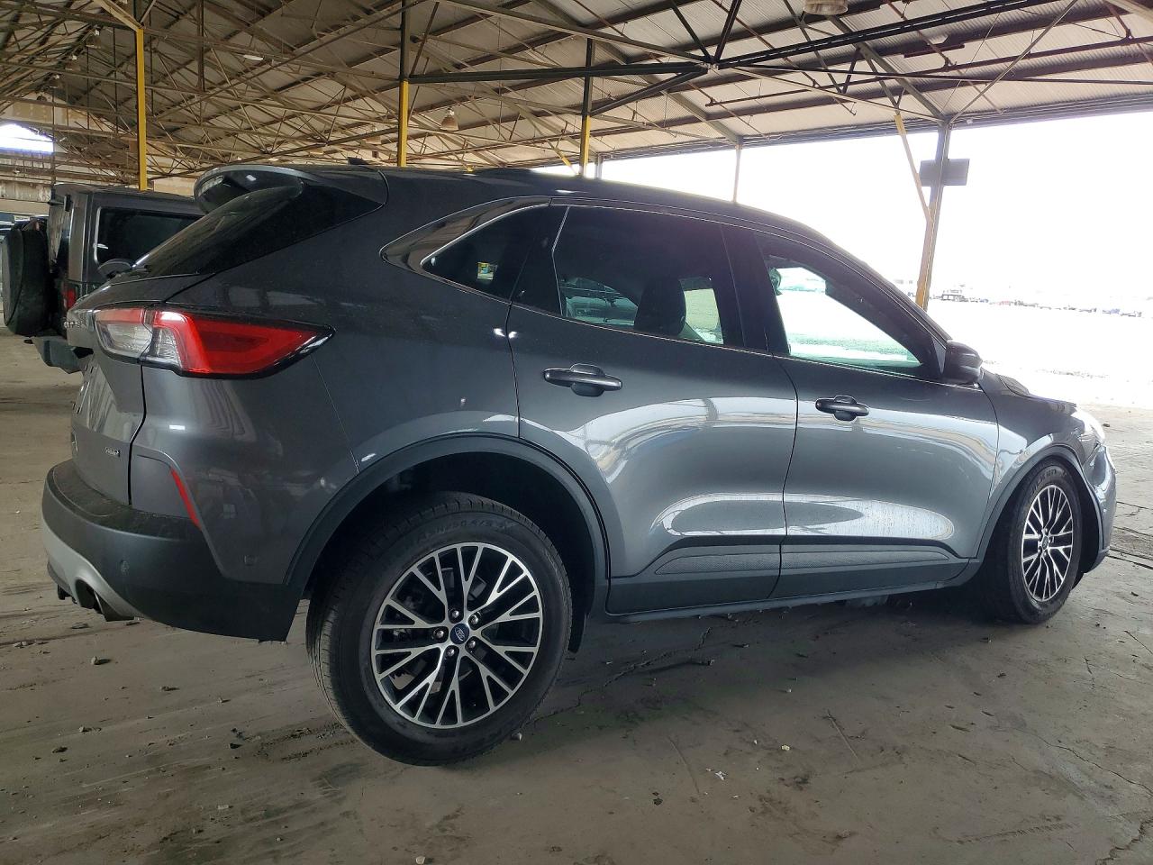 2021 FORD ESCAPE