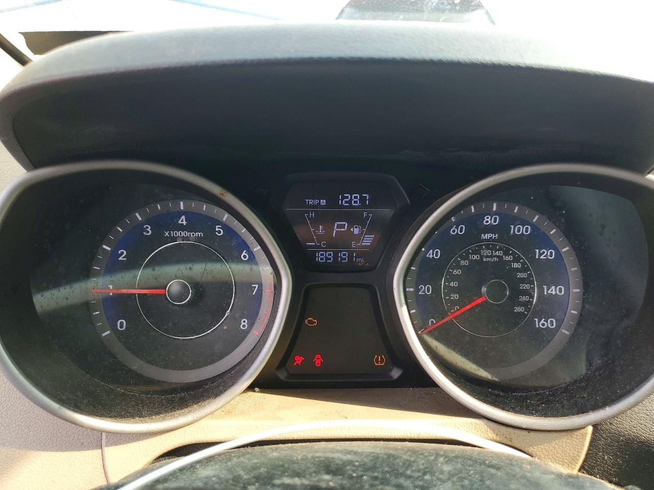 2015 HYUNDAI ELANTRA