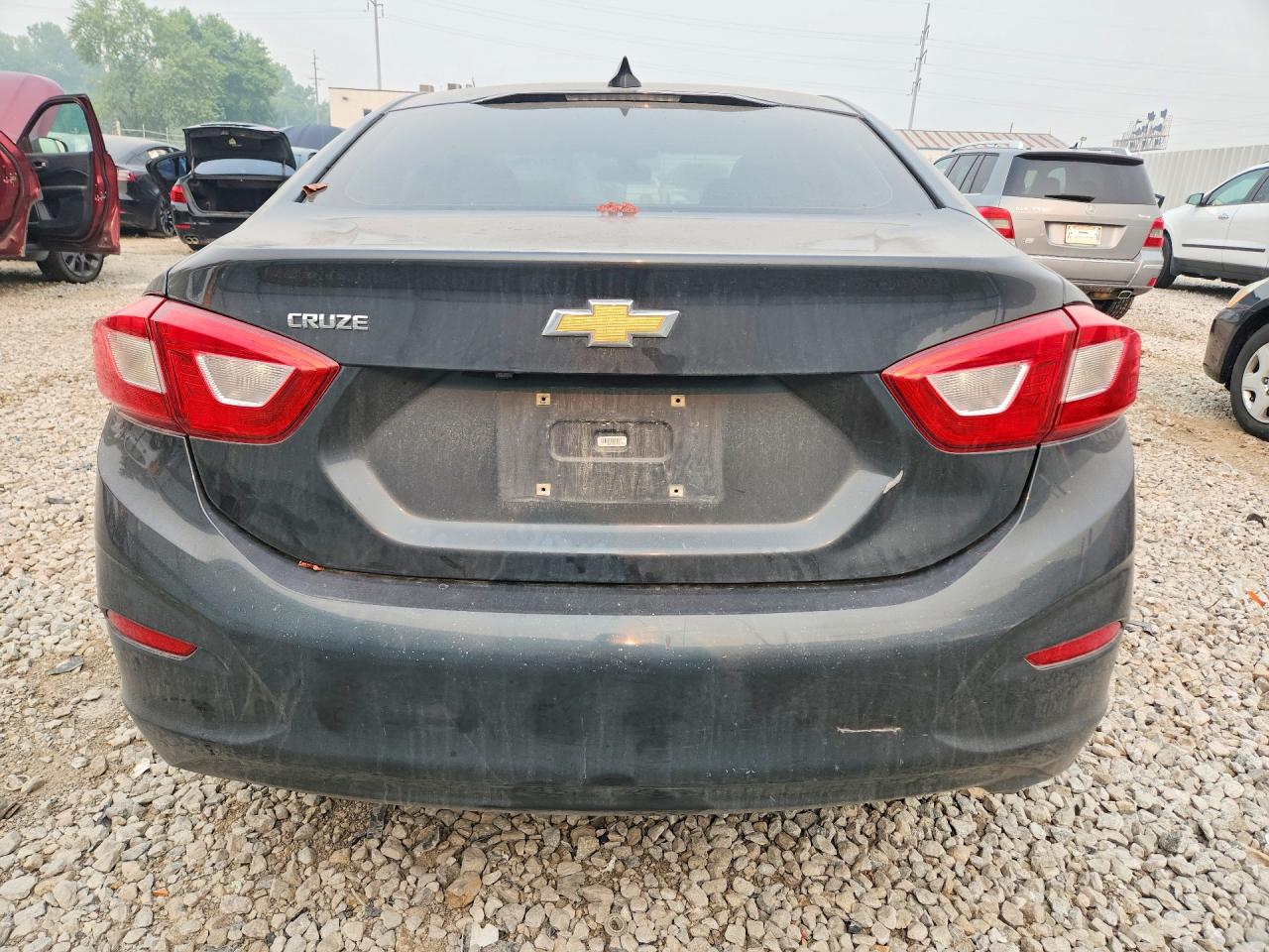 2018 CHEVROLET CRUZE