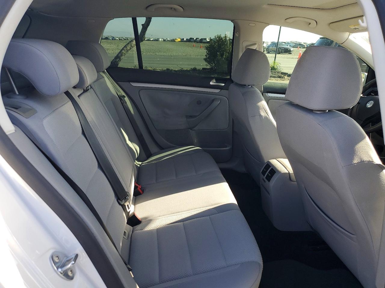 2009 VOLKSWAGEN RABBIT