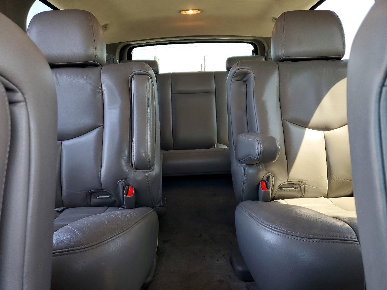 2004 GMC YUKON