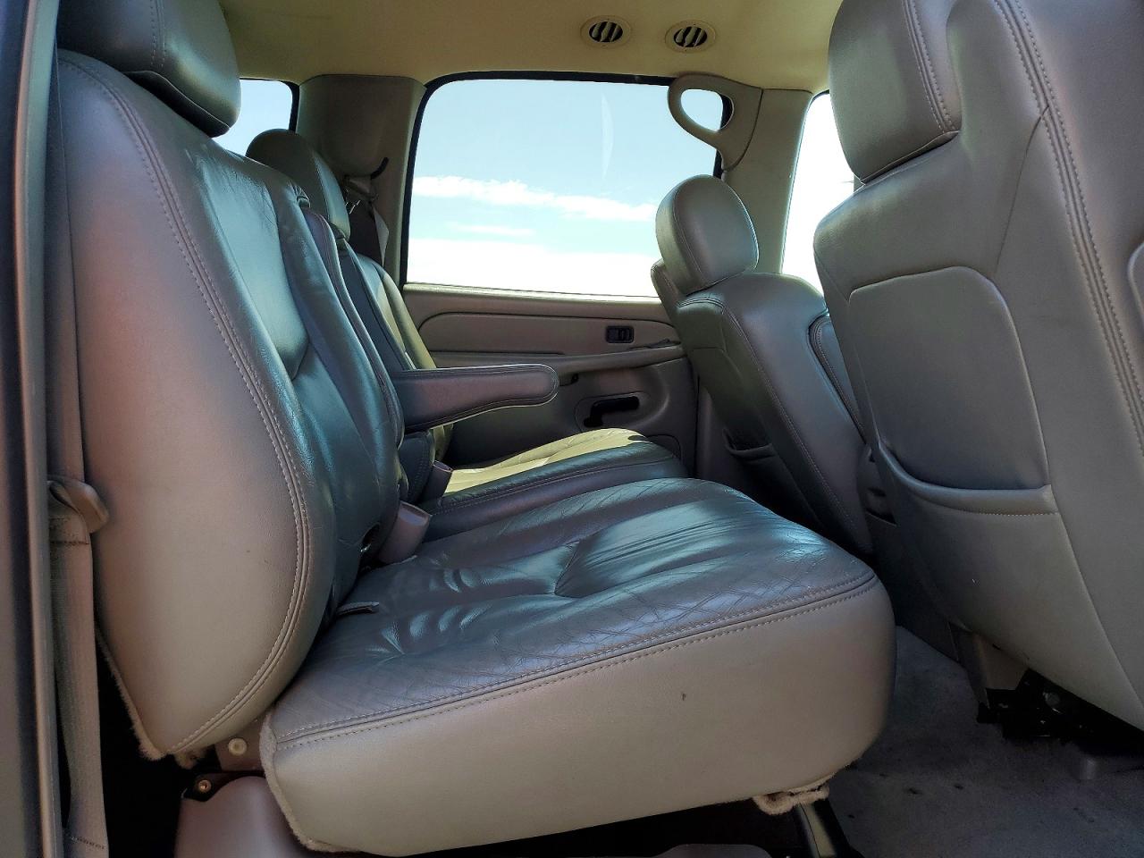 2004 GMC YUKON