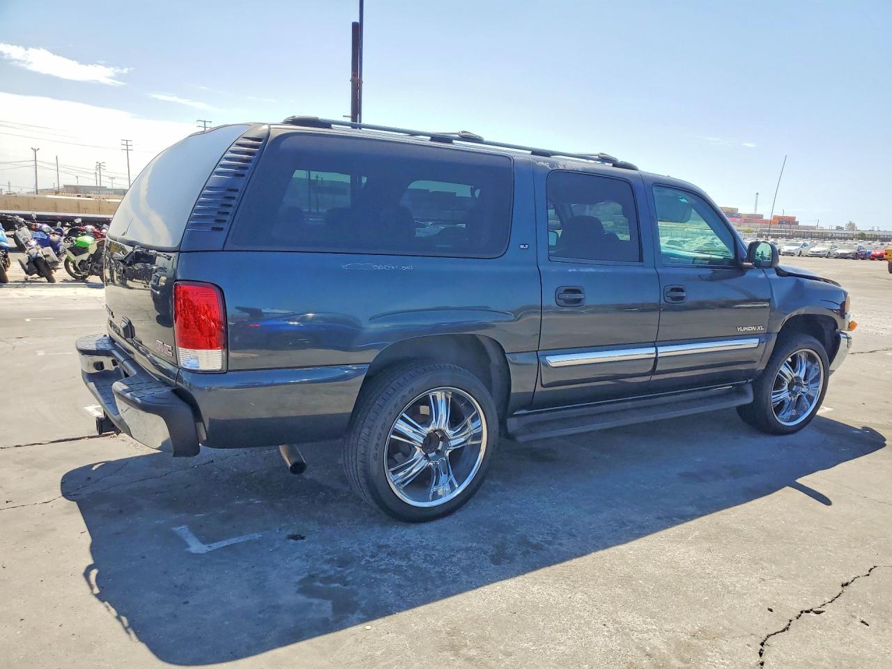 2004 GMC YUKON
