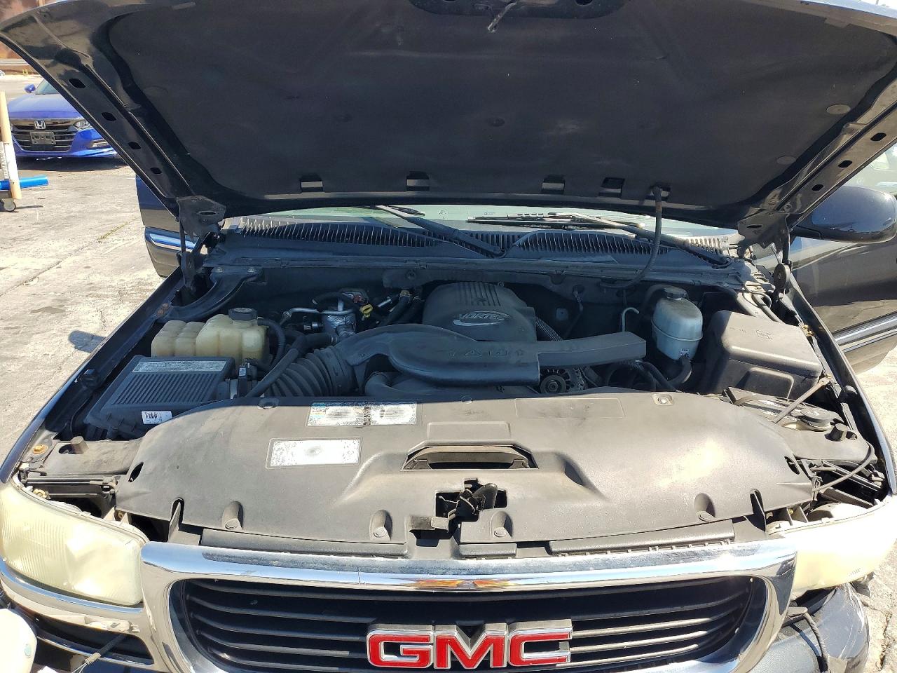 2004 GMC YUKON