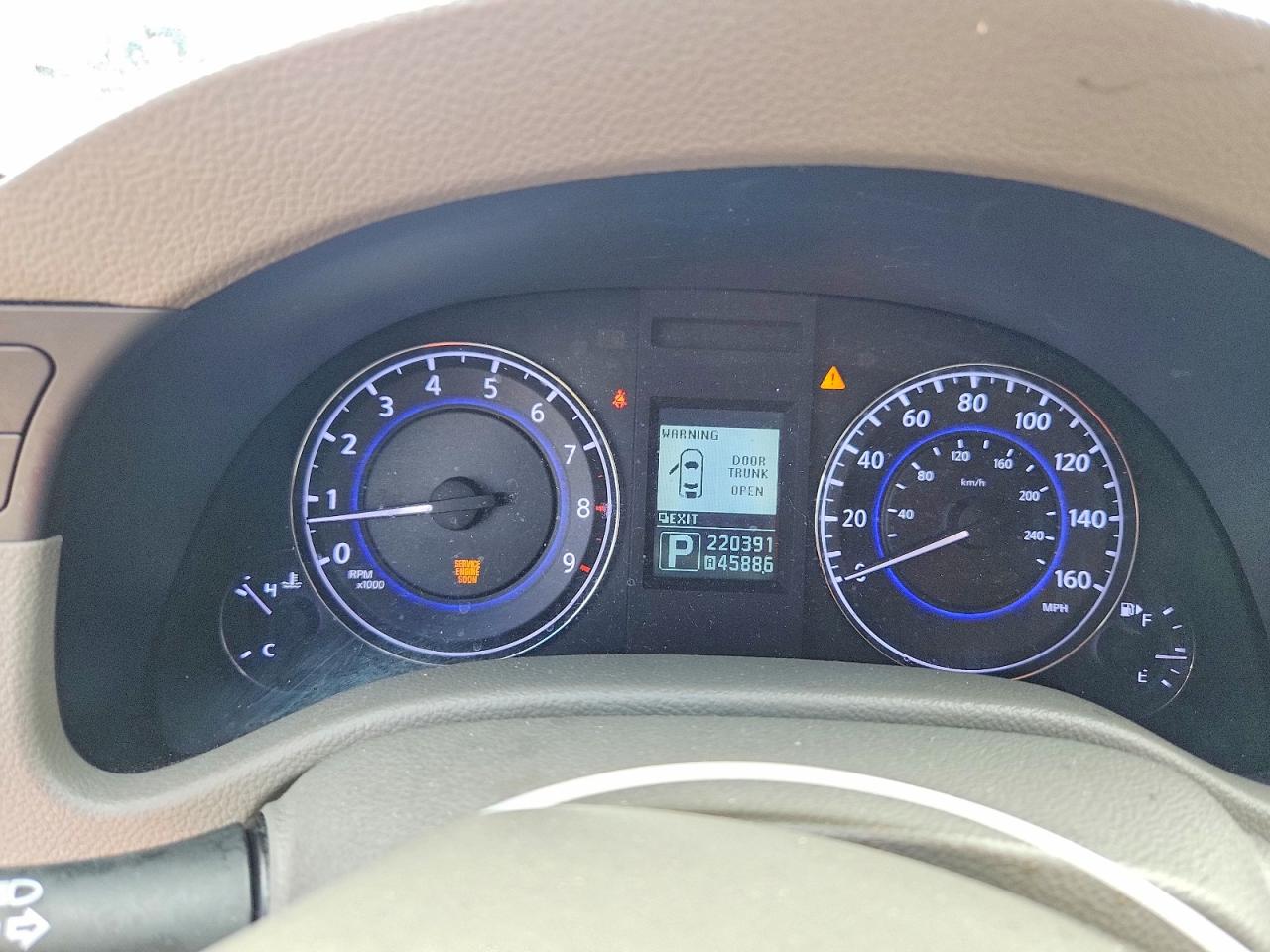 2013 INFINITI G37