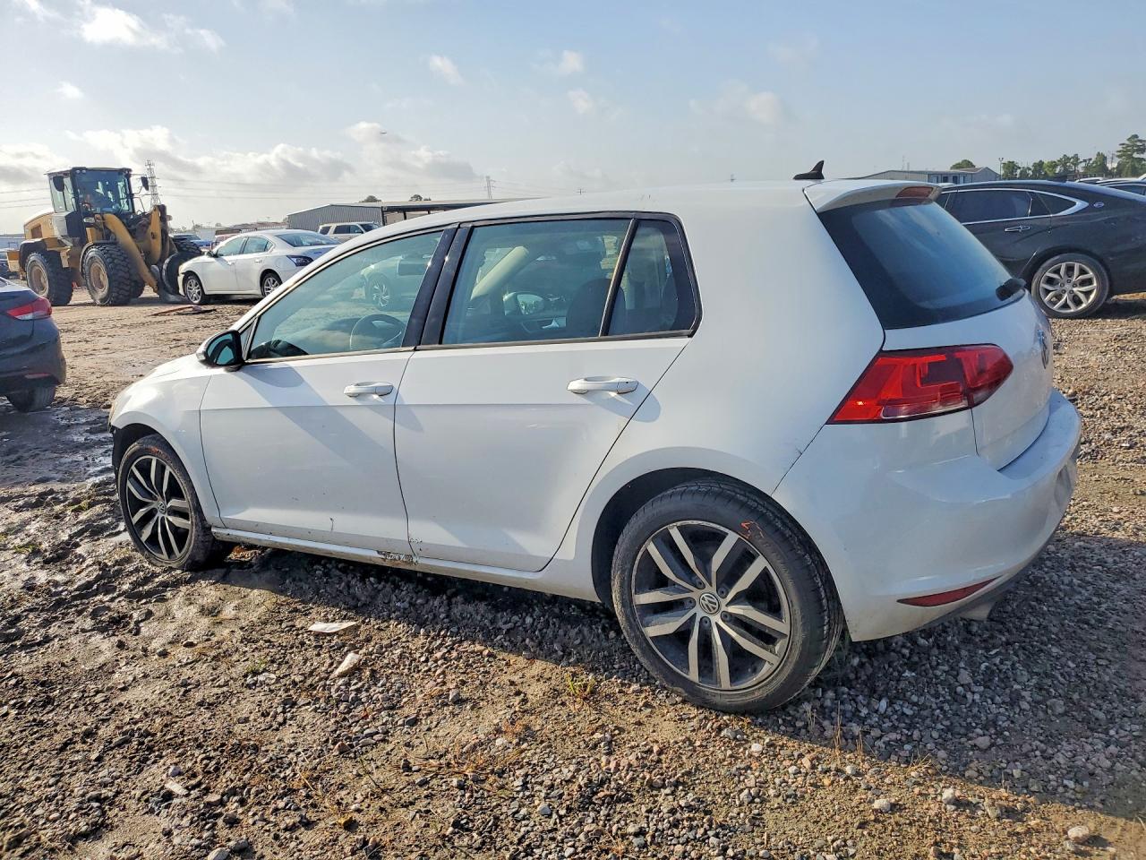 2015 VOLKSWAGEN GOLF