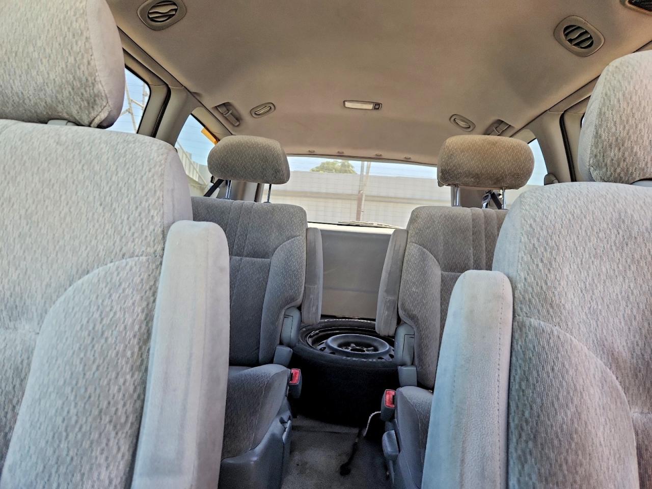 2003 TOYOTA SIENNA