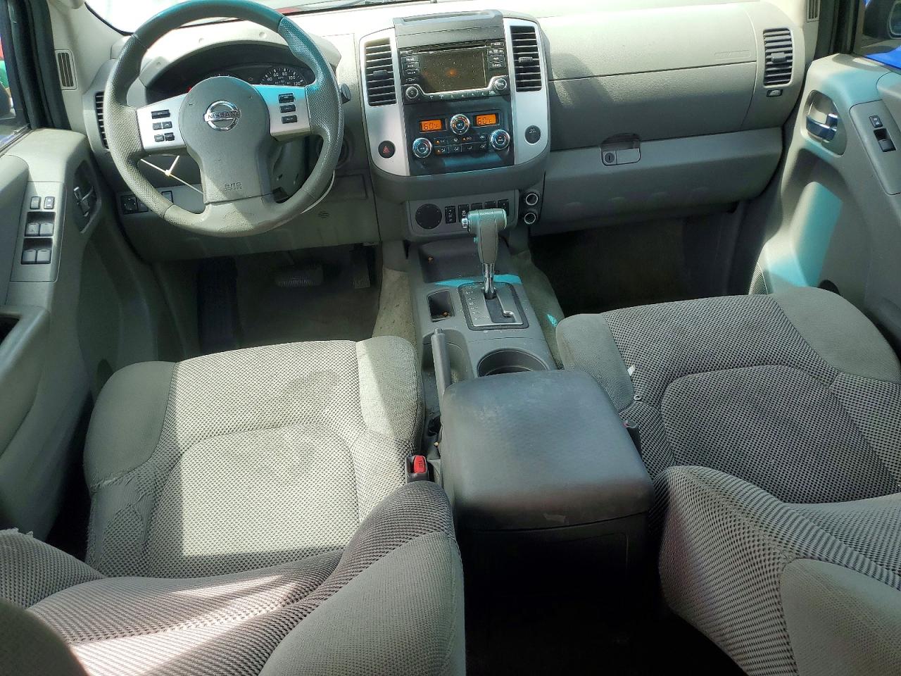 2015 NISSAN FRONTIER
