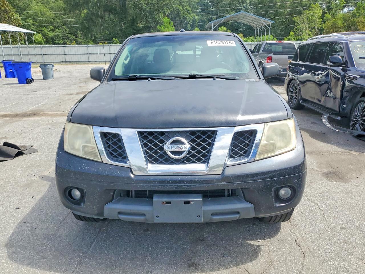 2015 NISSAN FRONTIER