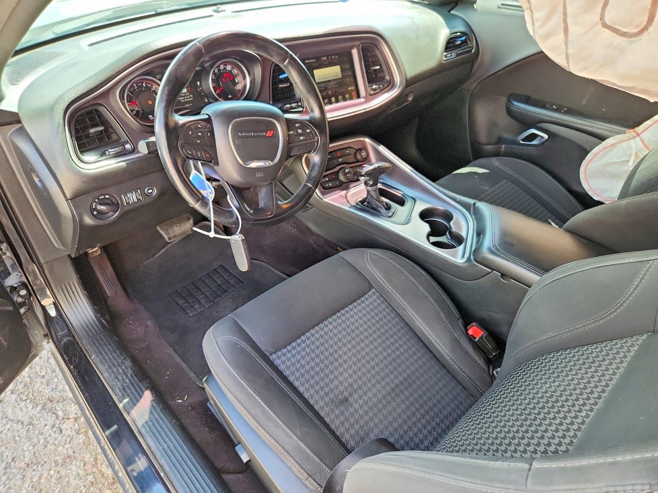 2016 DODGE CHALLENGER