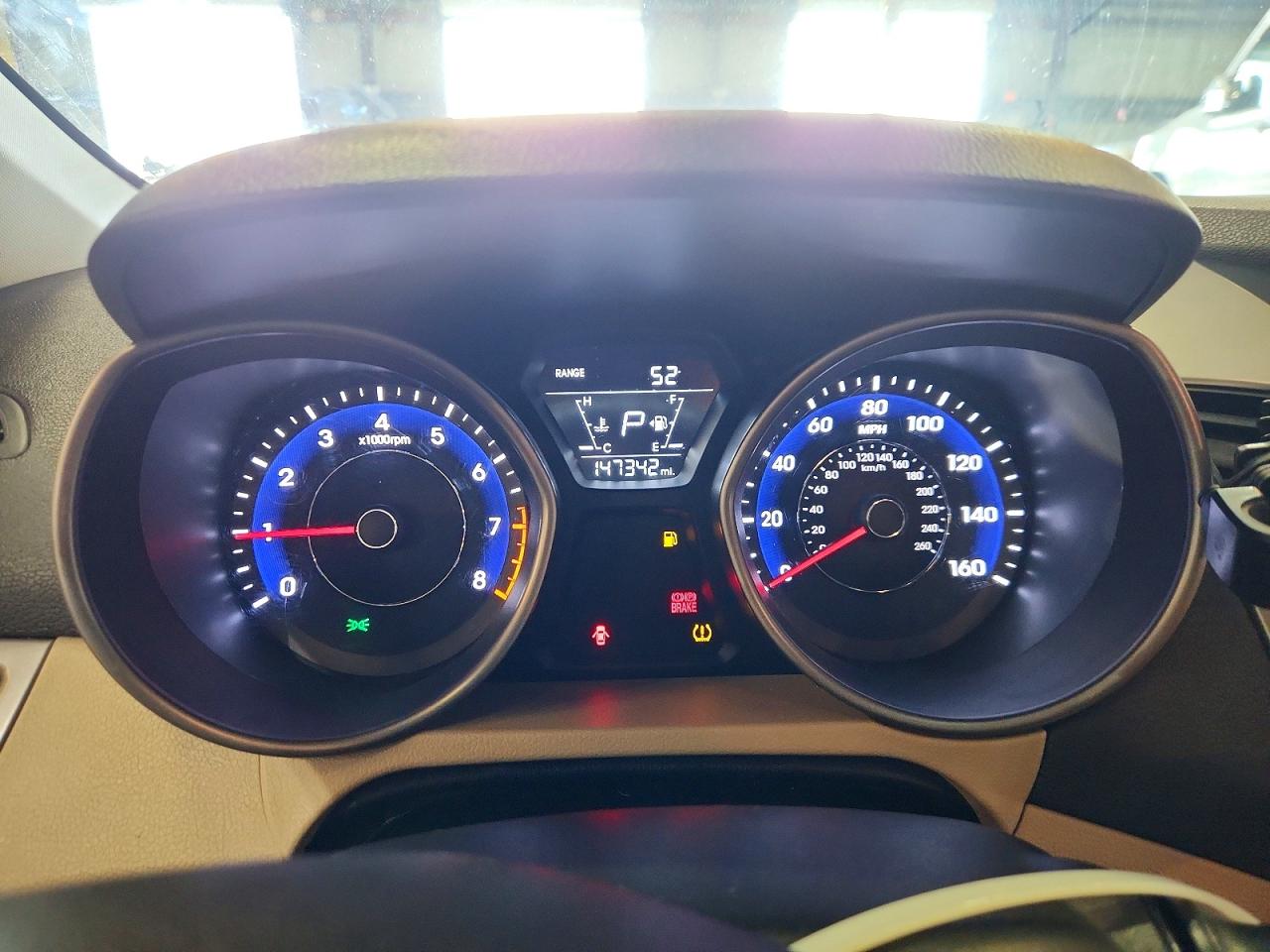 2016 HYUNDAI ELANTRA