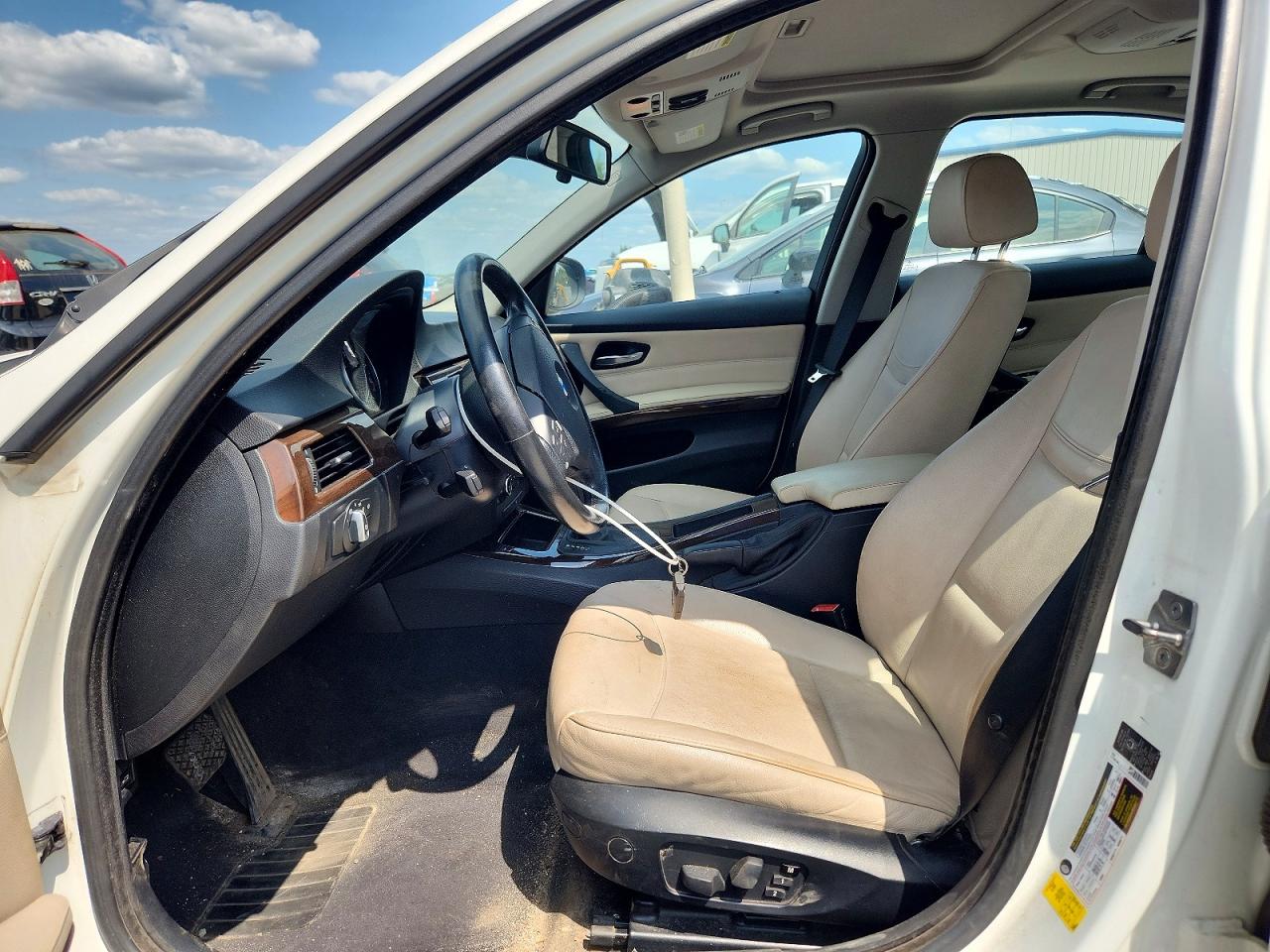 2010 BMW 3 SERIES