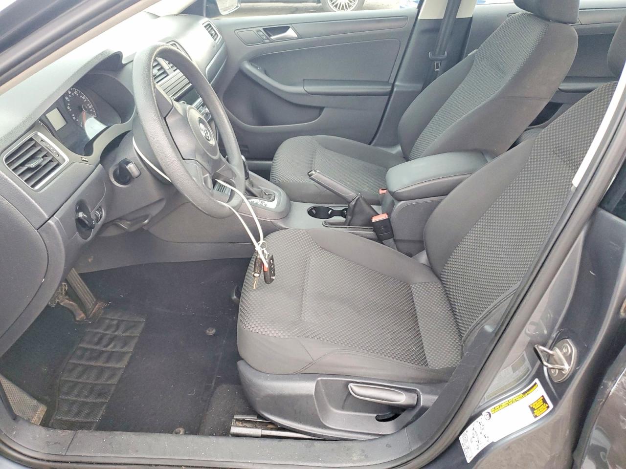 2014 VOLKSWAGEN JETTA