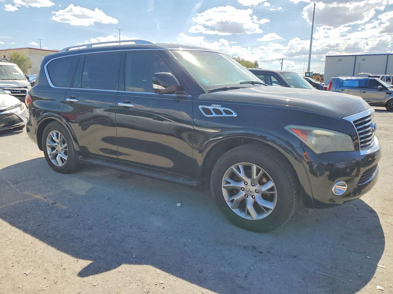 2012 INFINITI QX56