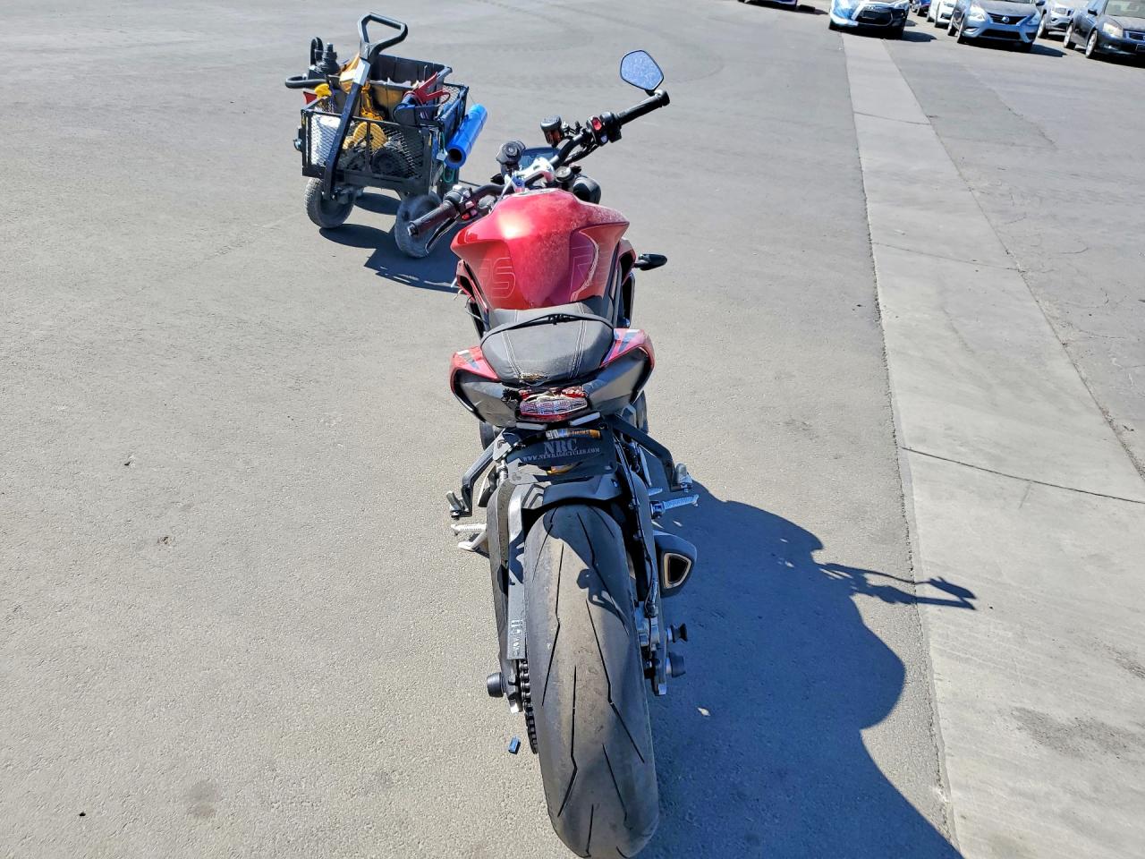 2025 TRIUMPH MOTORCYCLE STREET