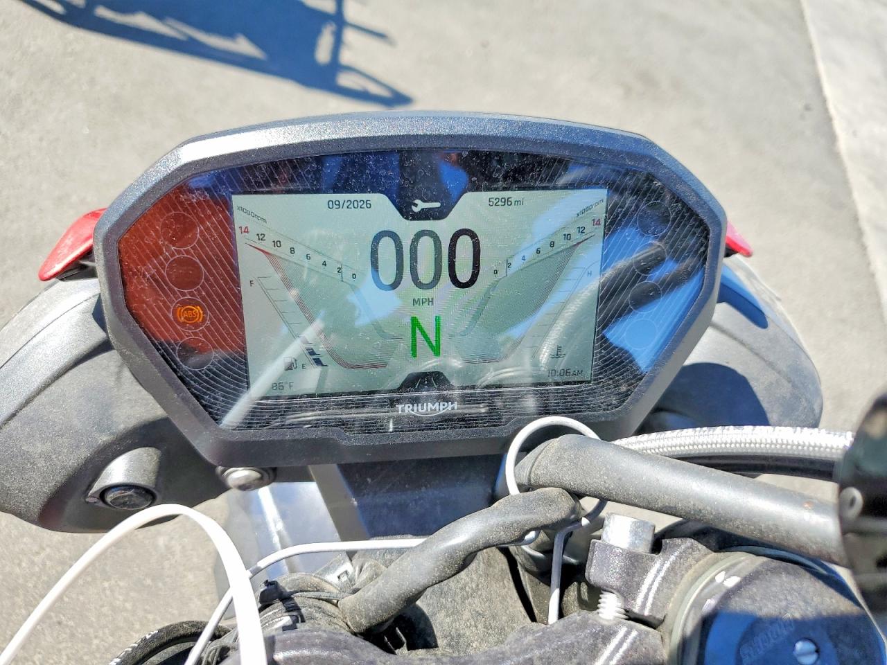 2025 TRIUMPH MOTORCYCLE STREET