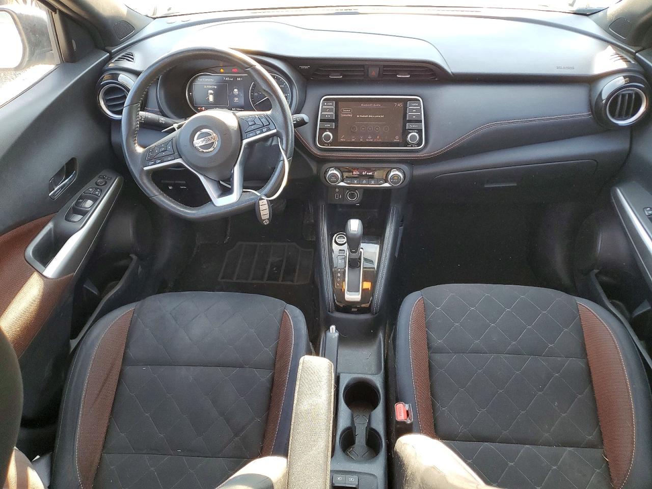 2018 NISSAN KICKS