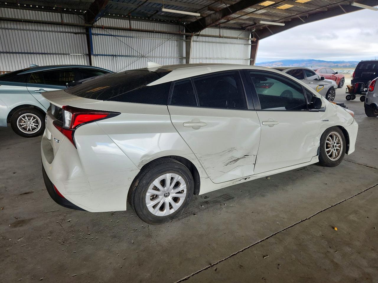 2019 TOYOTA PRIUS