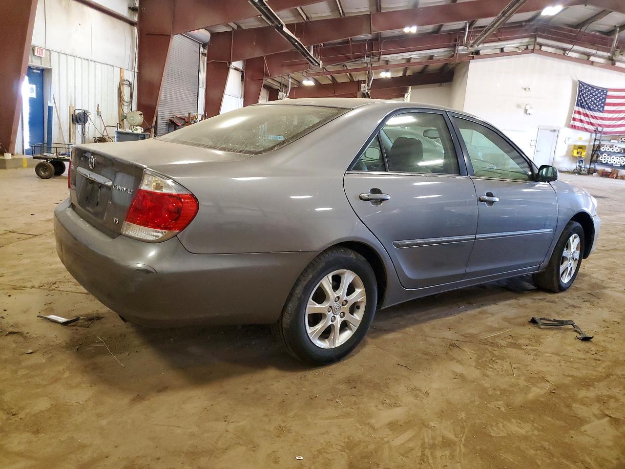 2005 TOYOTA CAMRY