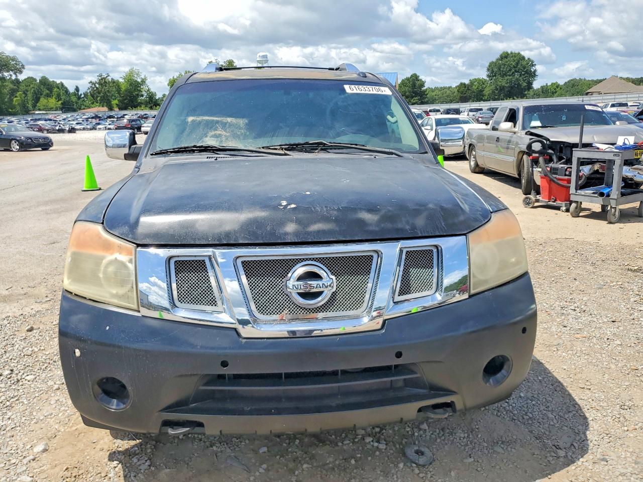 2010 NISSAN ARMADA