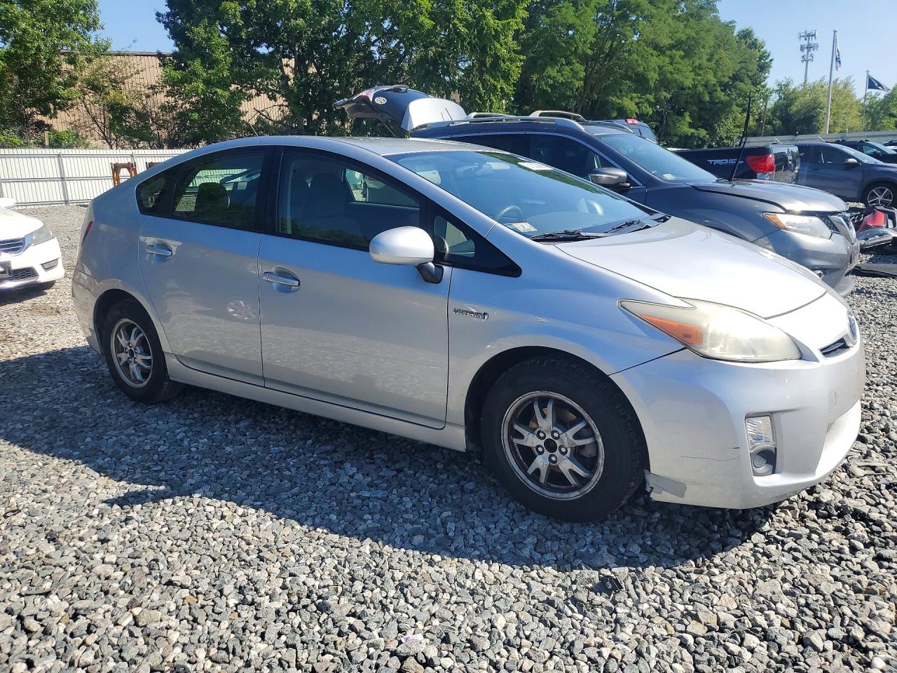 2011 TOYOTA PRIUS