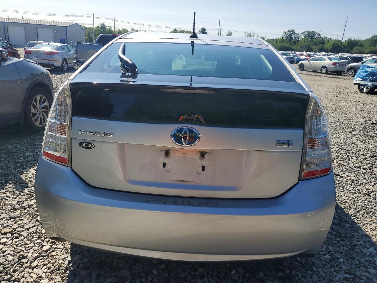 2011 TOYOTA PRIUS
