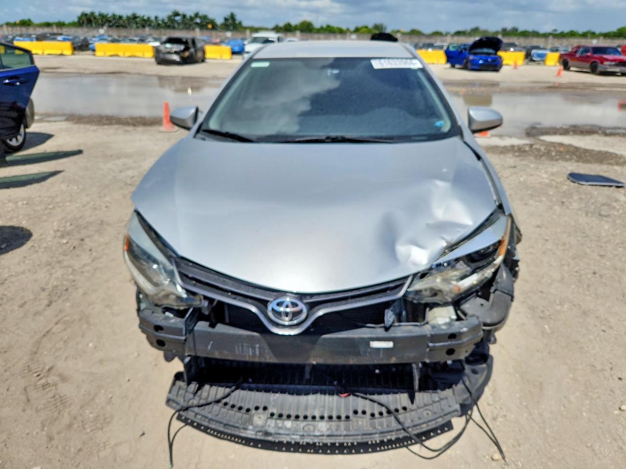 2015 TOYOTA COROLLA
