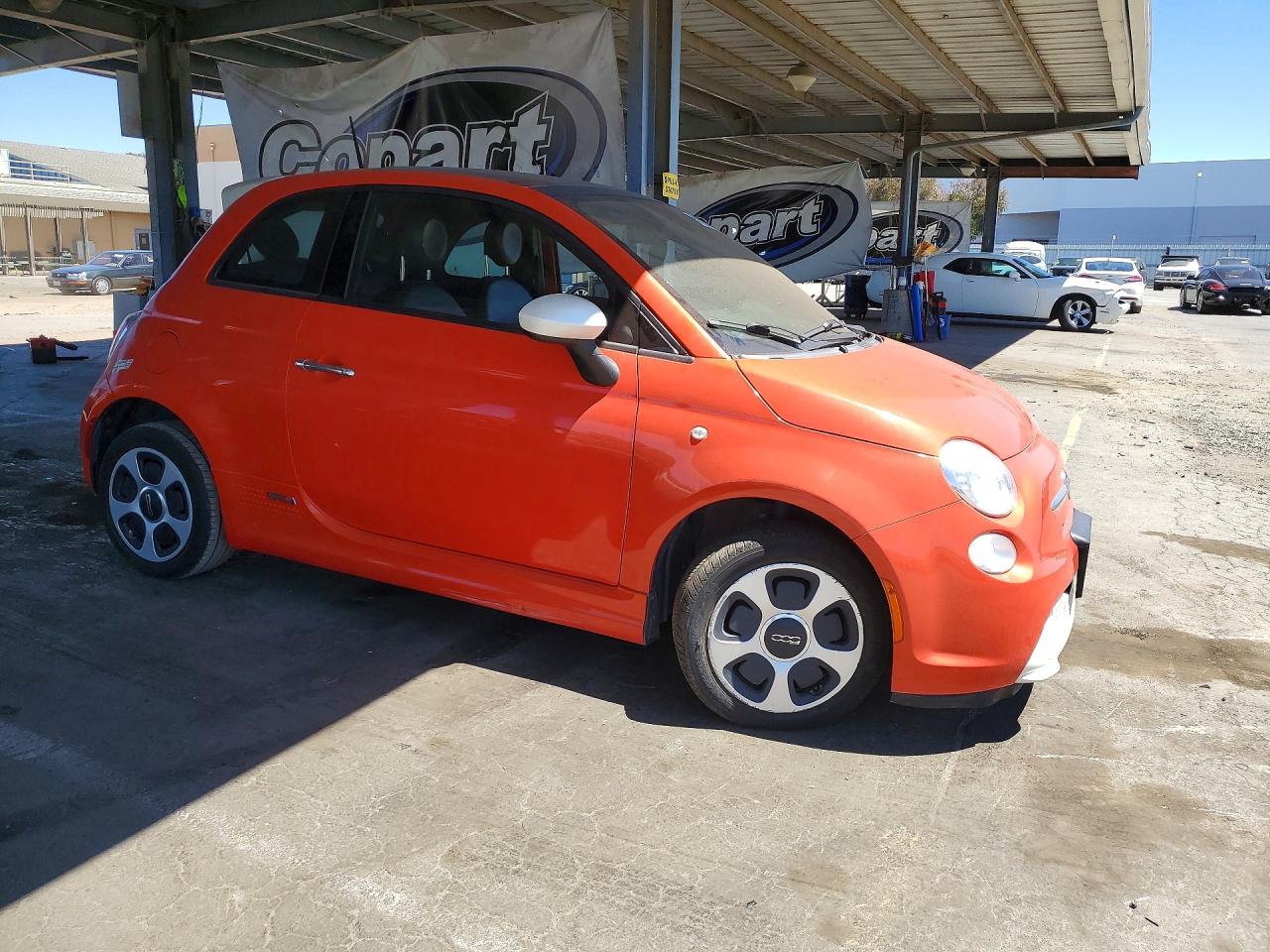 2015 FIAT 500