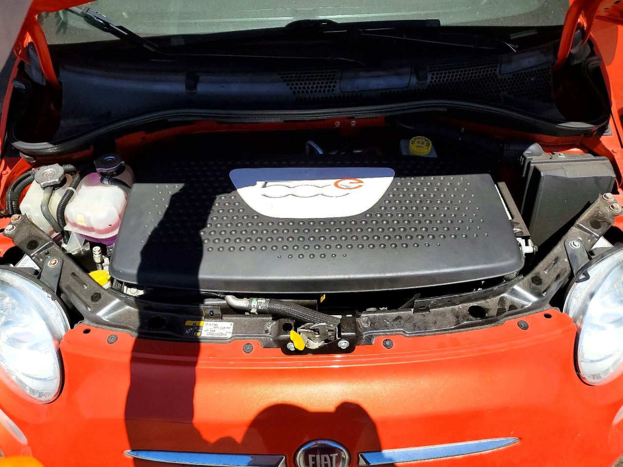 2015 FIAT 500