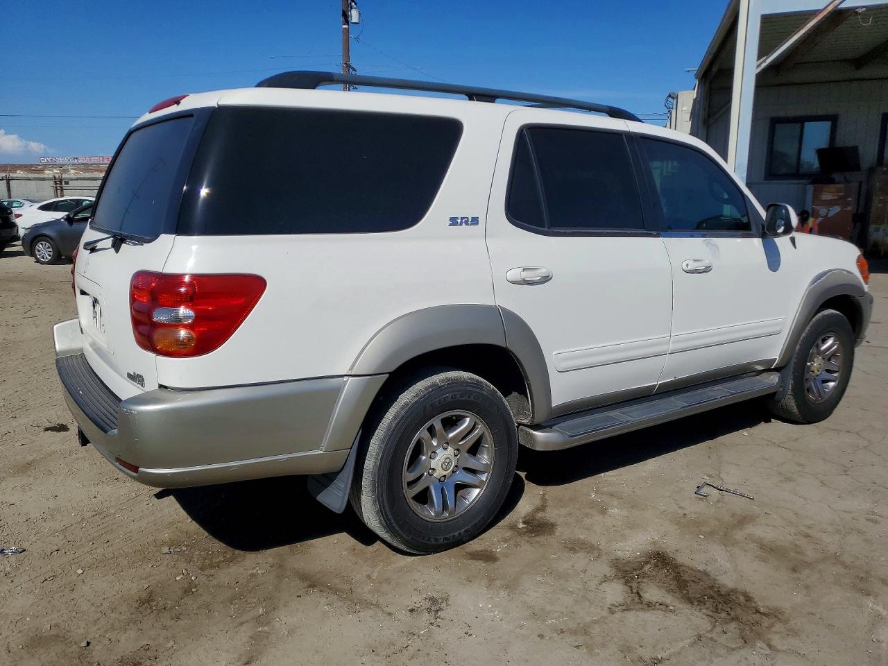 2004 TOYOTA SEQUOIA