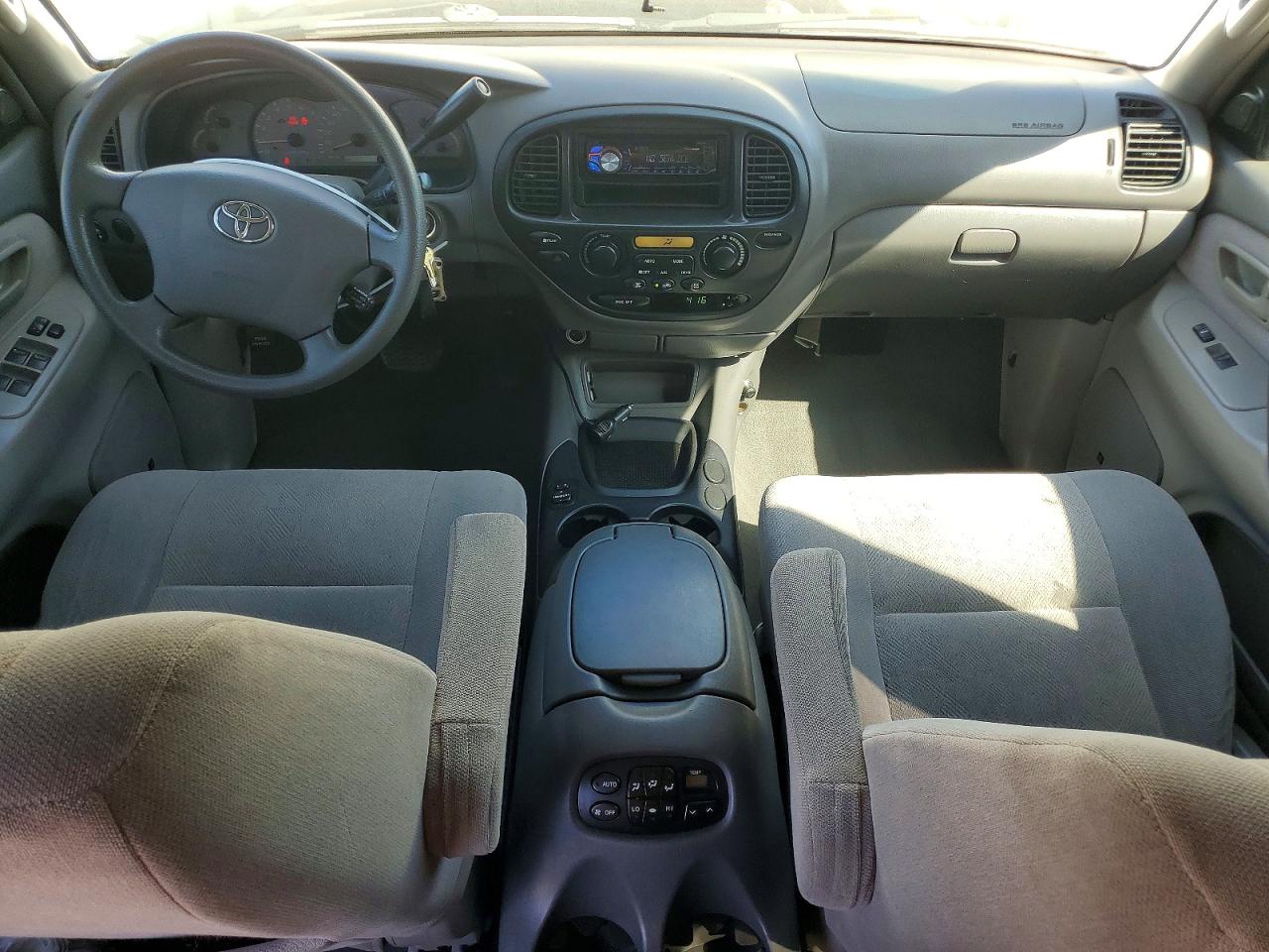 2004 TOYOTA SEQUOIA