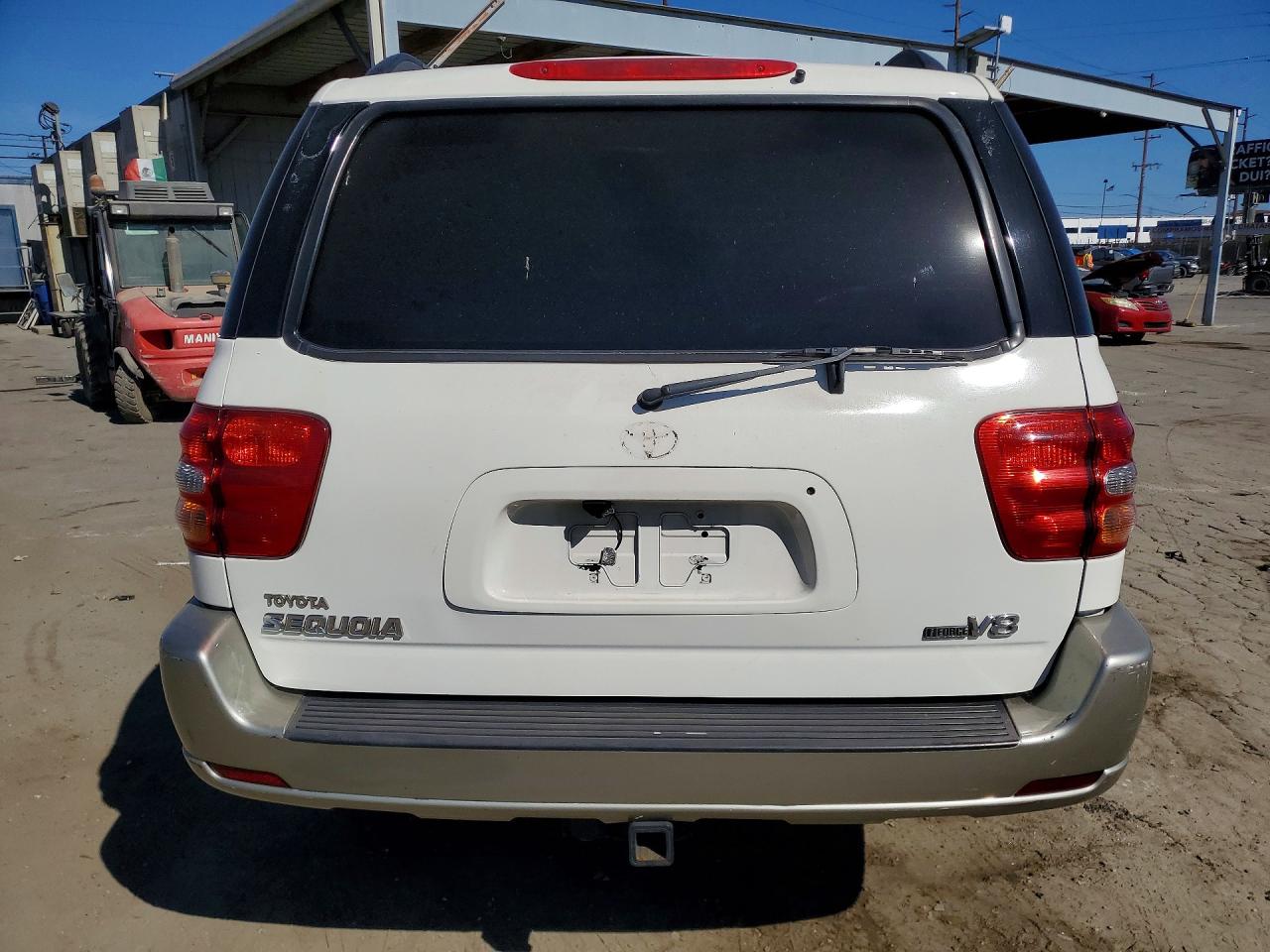 2004 TOYOTA SEQUOIA