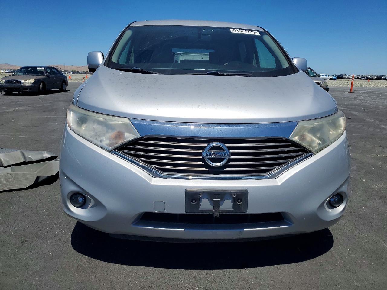 2015 NISSAN QUEST