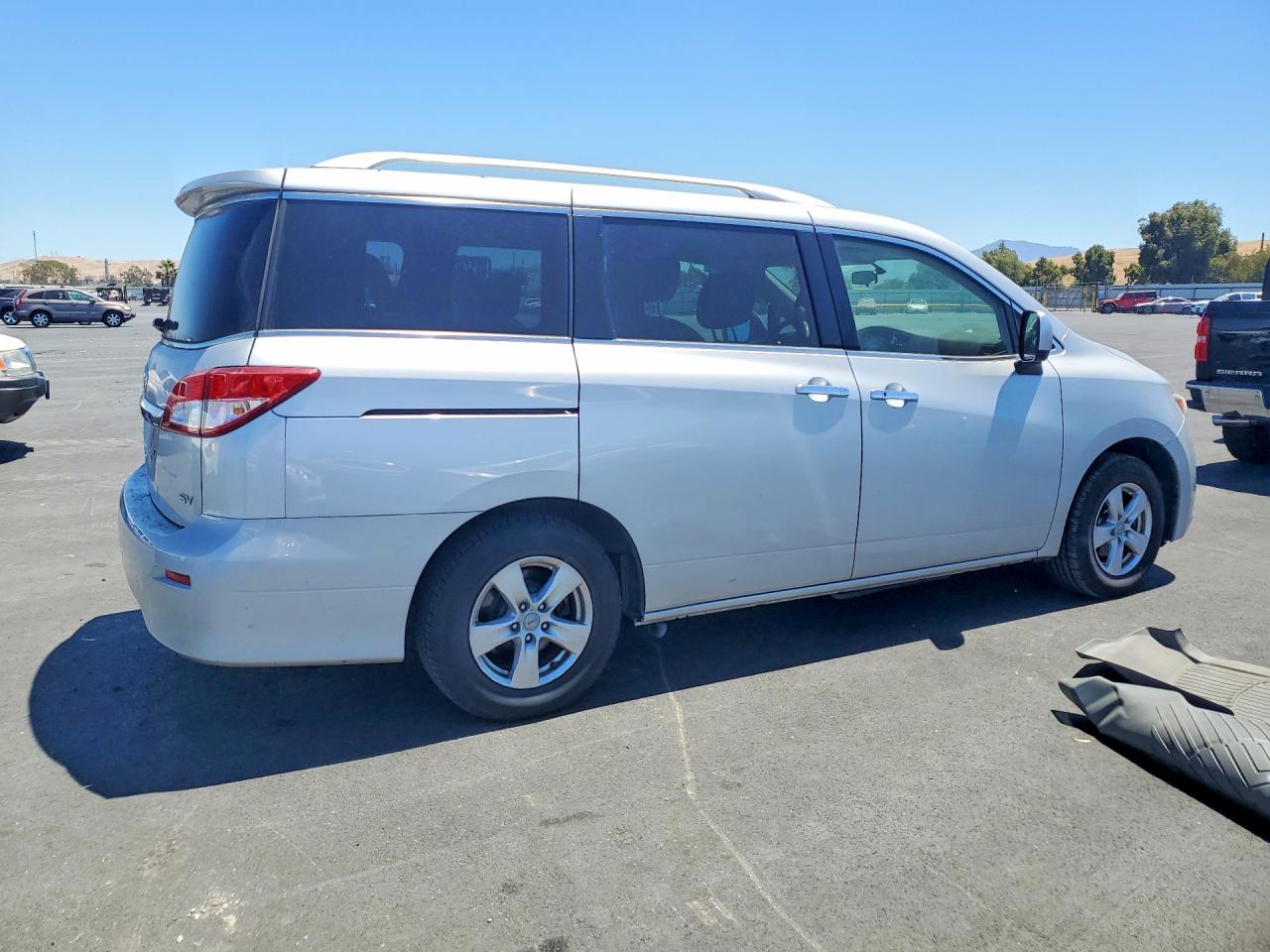 2015 NISSAN QUEST