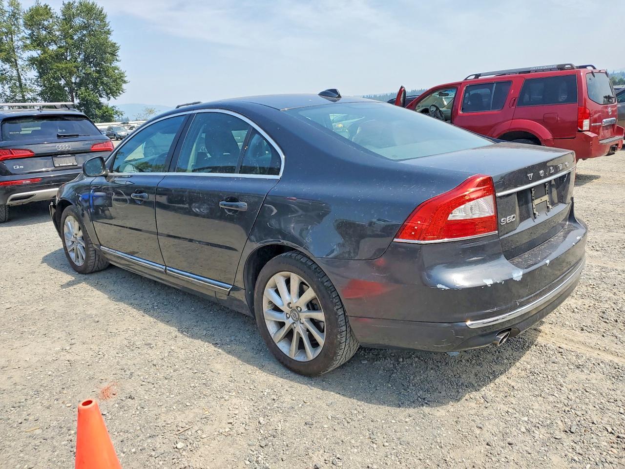 2014 VOLVO S80