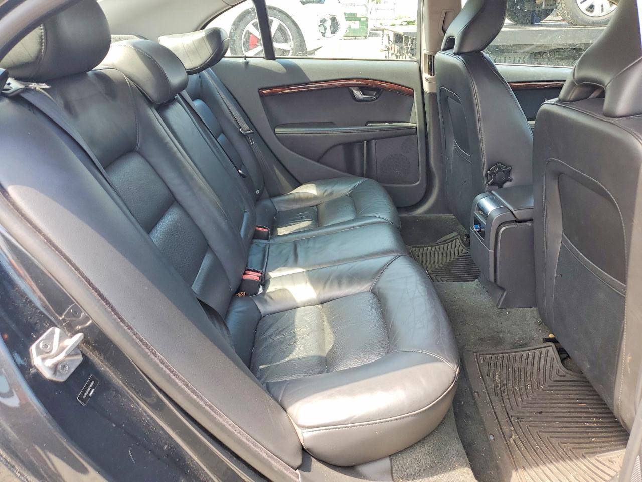 2014 VOLVO S80