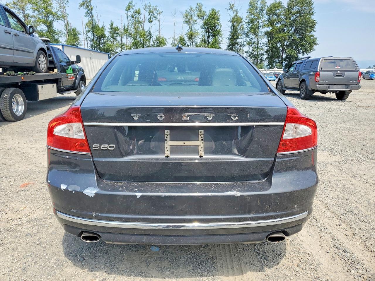 2014 VOLVO S80