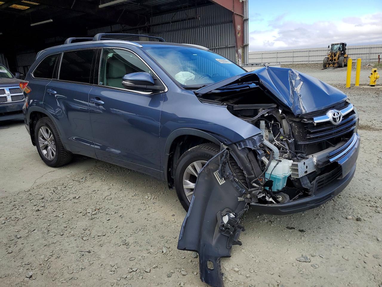 2015 TOYOTA HIGHLANDER