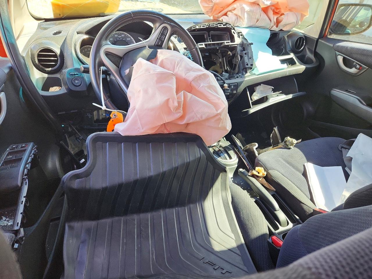 2012 HONDA FIT