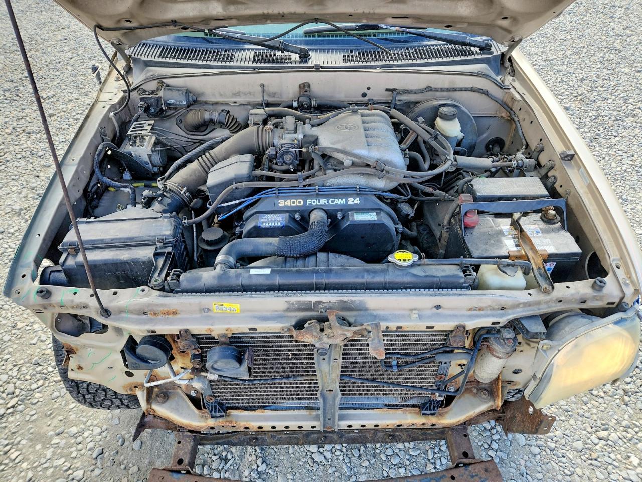 2004 TOYOTA TACOMA