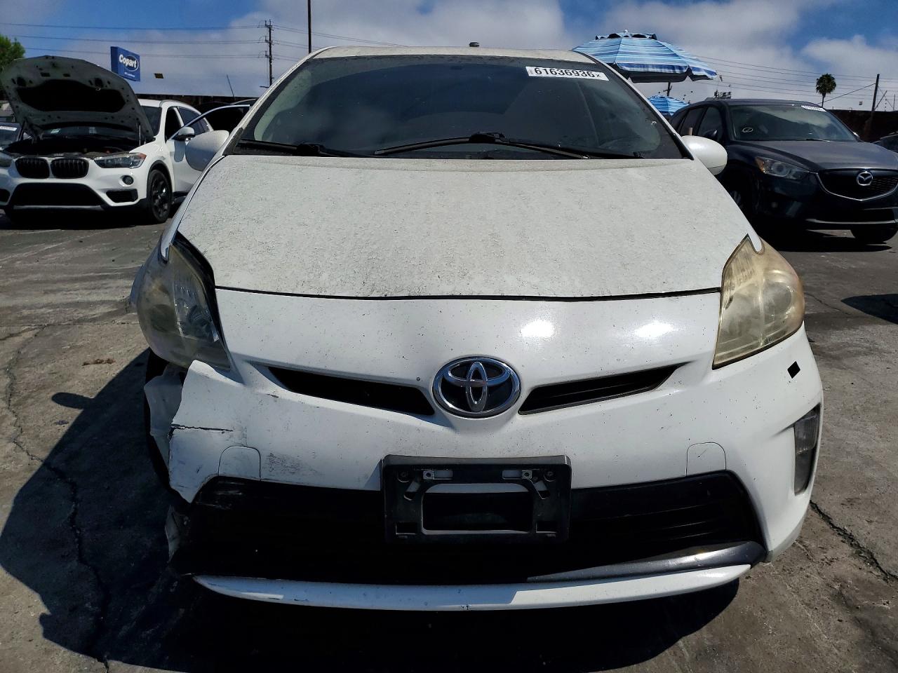 2014 TOYOTA PRIUS
